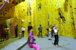 Bielsko-Biała Atrakcja Ścianka wspinaczkowa Centrum Wspinaczkowe Totem