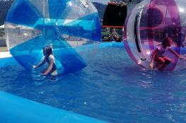 Szczyrk Atrakcja Kule wodne Kule wodne na Beskidku 